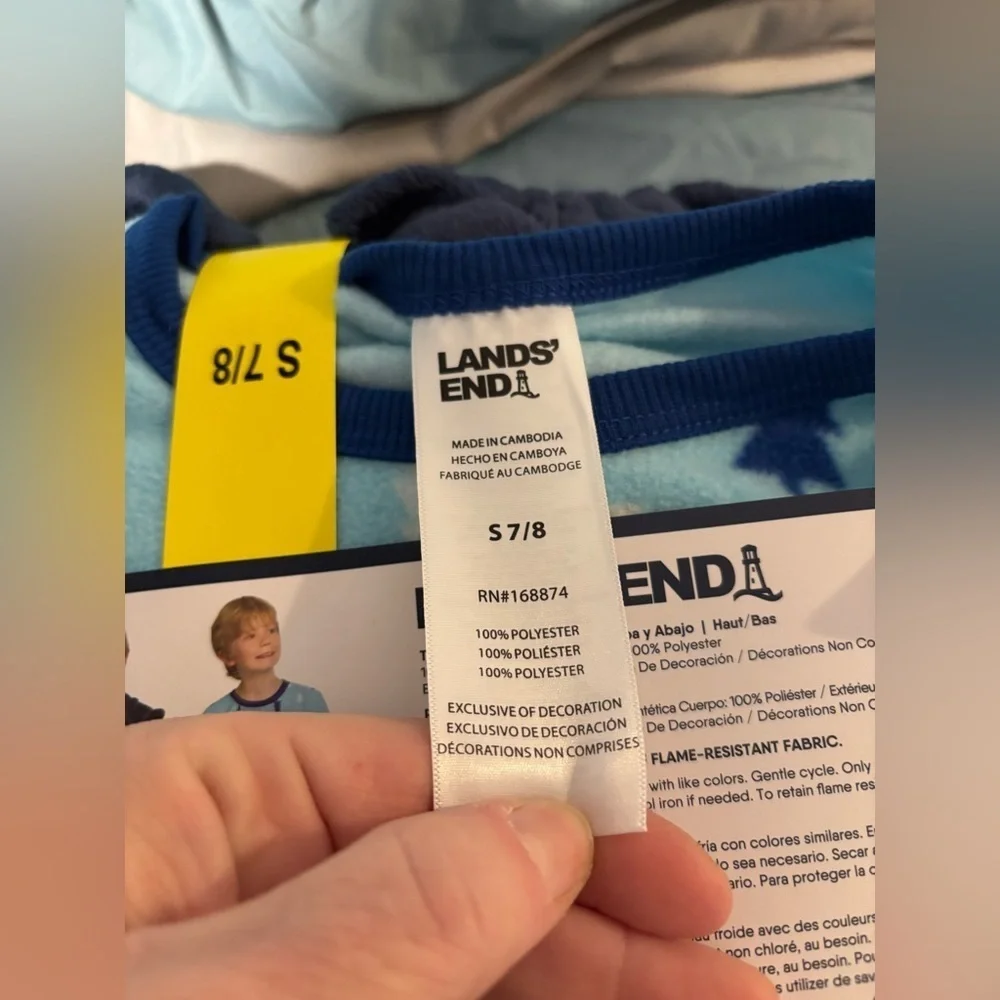 NWT Lands' End Light Blue Kids 3 Piece Pajama Set with Navy Robe